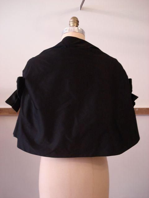 Alannah Hill My Wretched Soul Black Bow Cape Bolero Shrug RRP $369 New 