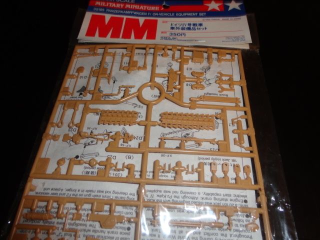 Tamiya Military Minatures Panzerkampfwagen IV On Vehicle Equipment Set 