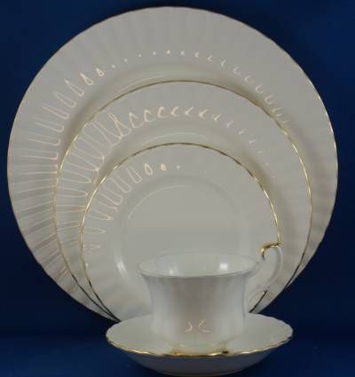 Royal Albert Val Dor 5 Piece Place Setting