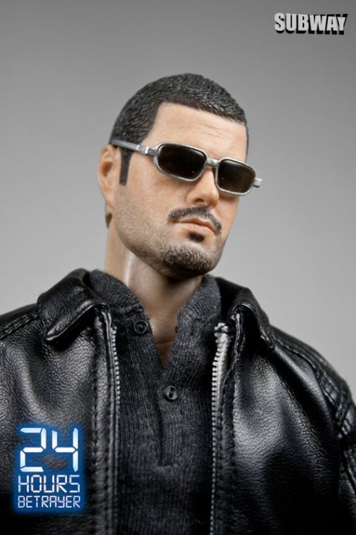   Subway Toys 24 Betrayer Tony Almeida Silver Sunglasses 07