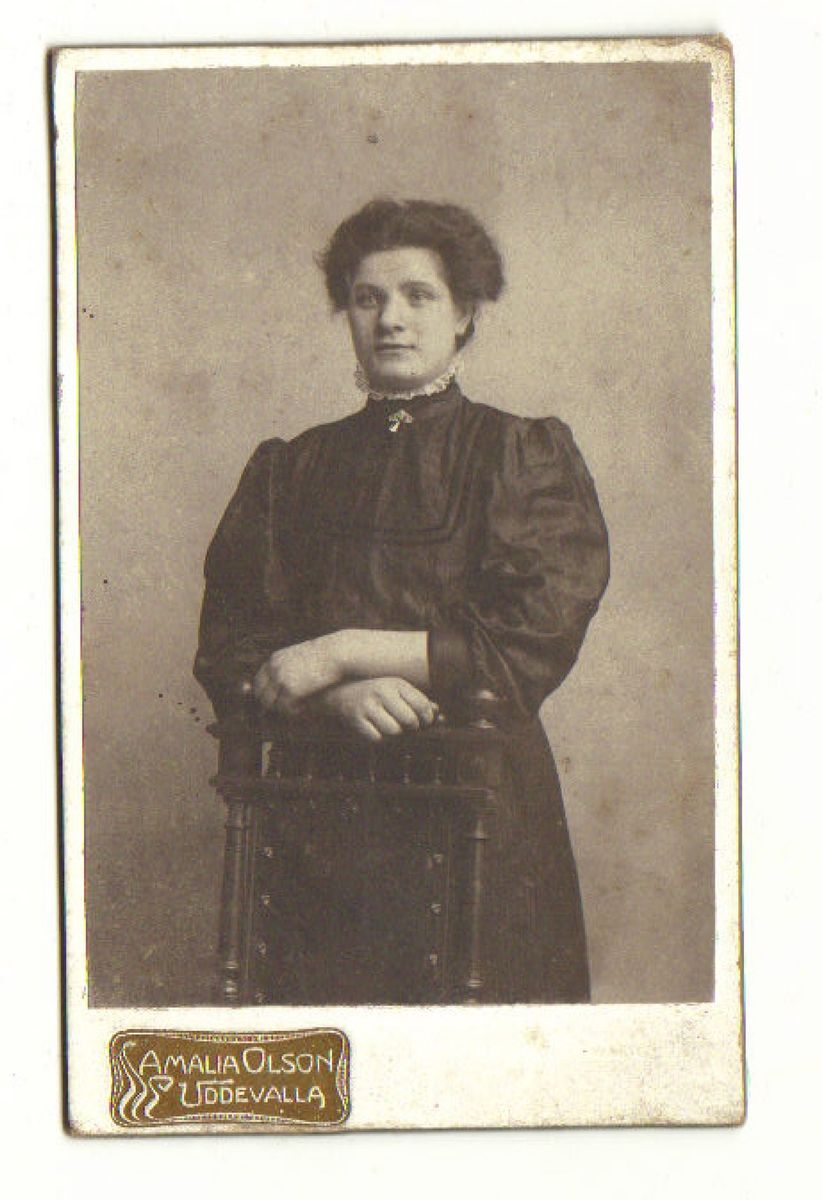 CDV CABINET photo Woman Amalia Olson Uddevalla Sweden Vintage