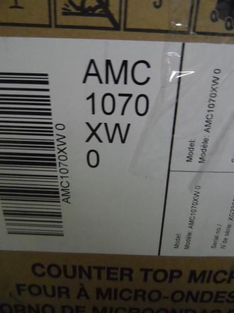 Amana AMC1070XW Countertop Microwave White Retail $109