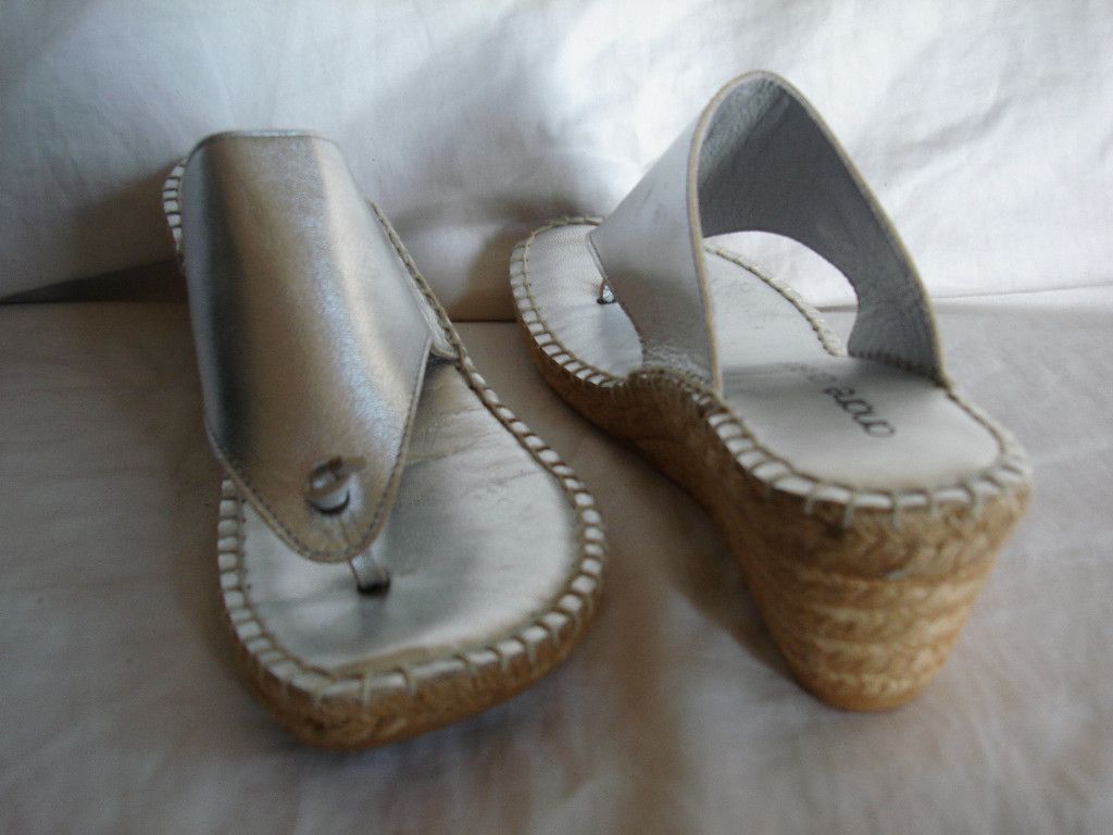 Andre Assous Annette Womens 7 Silver Sandals Espadrilles