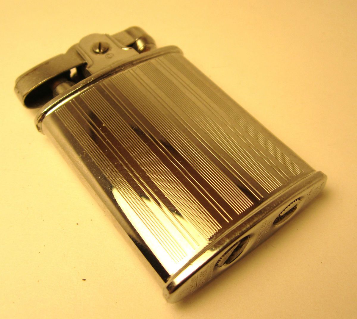 Vintage 1940s Deco Ronson Banker Lighter