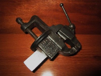 VINTAGE ATHOL MACHINE CO. NO.3 ADJUSTABLE MINIATURE VISE STARRETT?