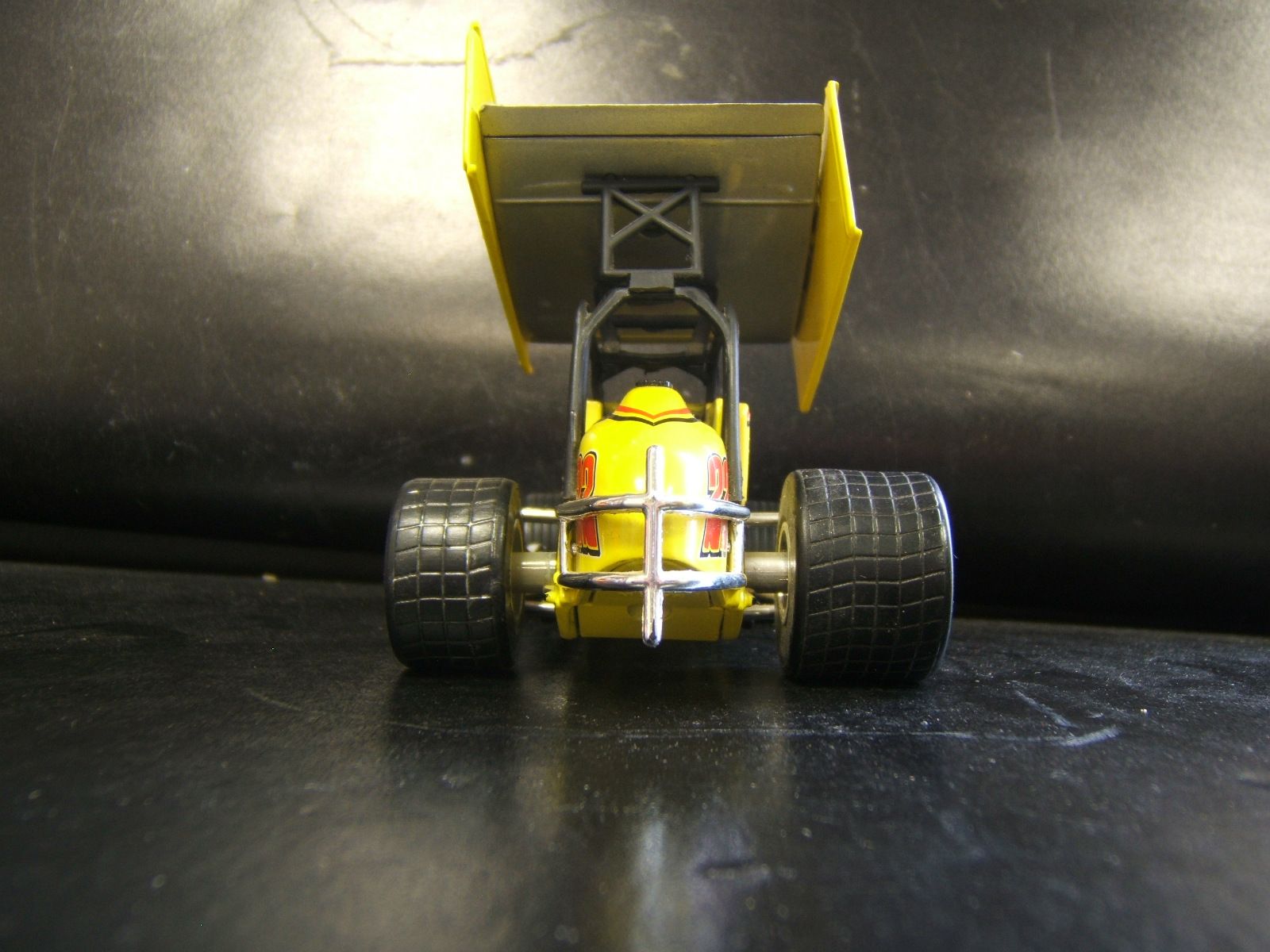   Jac Haudenschild Pennzoil Sprint Car by Action Scale 1 24