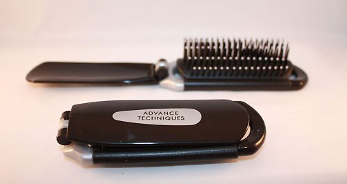 Avon Advanced Techniques Folding Hair Brush