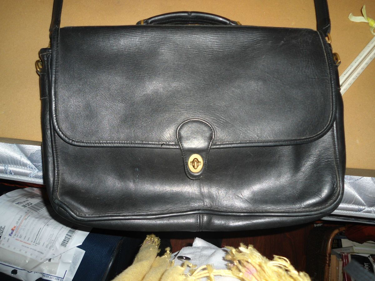 VINTAGE  COACH  Large Black Leather * Briefcase / Laptop 