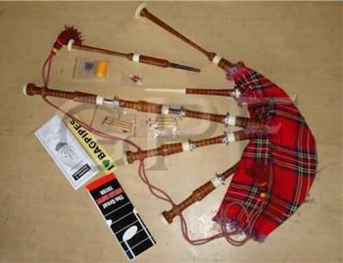 BRAND NEW FULL SIZE BAGPIPES DUAL LAYER BAG SYNTHETIC REEDS CASE AND 