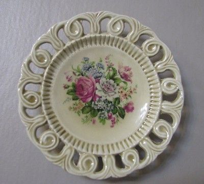 Small Vintage Porcelain Bomboniere CAPODIMONTE Handpainted Candy Dish 