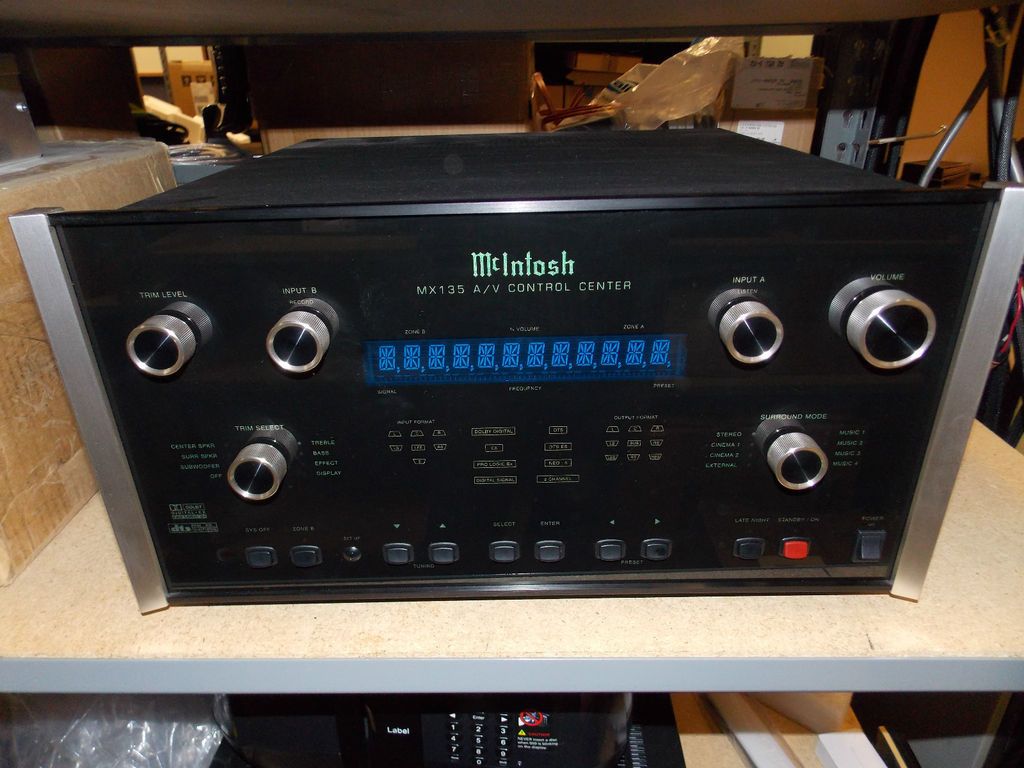 mcintosh mx135 preamplifier p rocessor  2700 00