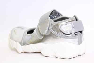 454441 002 men air rift mtr nike metallic silver