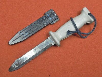 Vintage Soviet Russian Russia USSR Military Fighting Knife w/ Scabbard