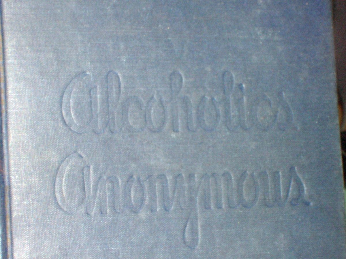Alcoholics Anonymous 1ST Edition 8TH Print book from 1945 War time 