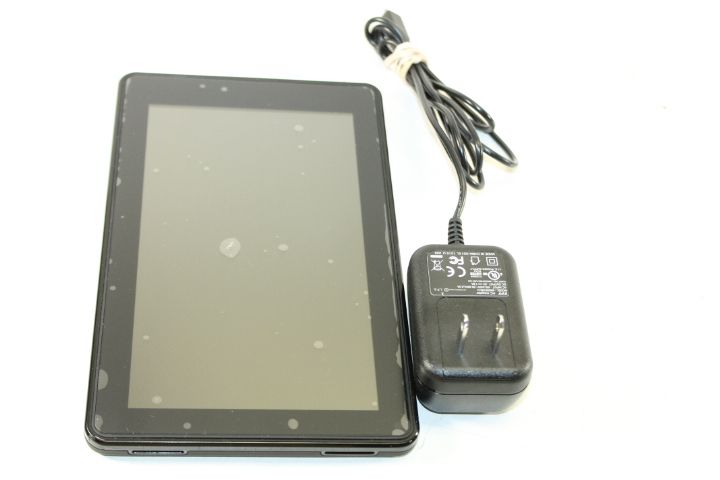 100 % functional  kindle fire digital book ereader d01400