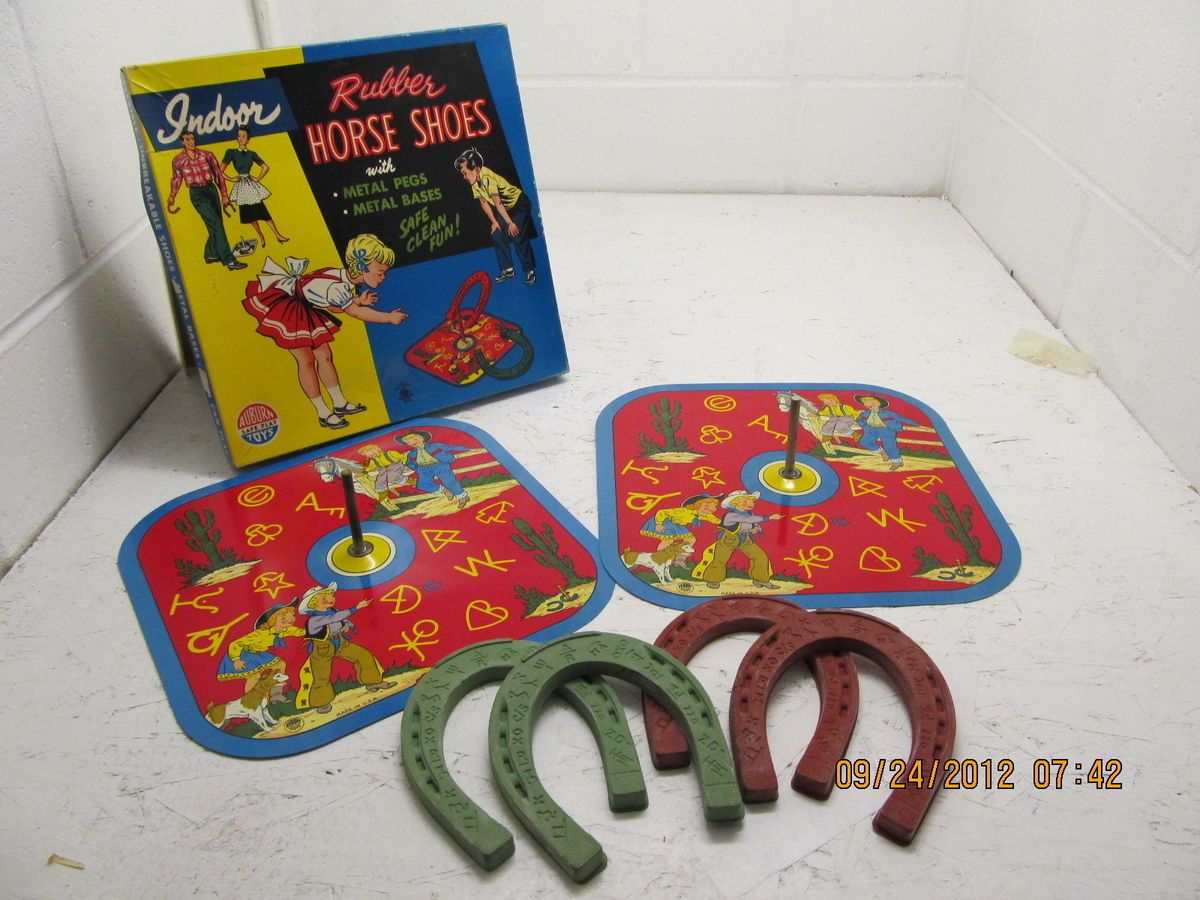 VINTAGE ANTIQUE RUBBER HORSESHOE GAME METAL BASES AUBURN TOYS #700 