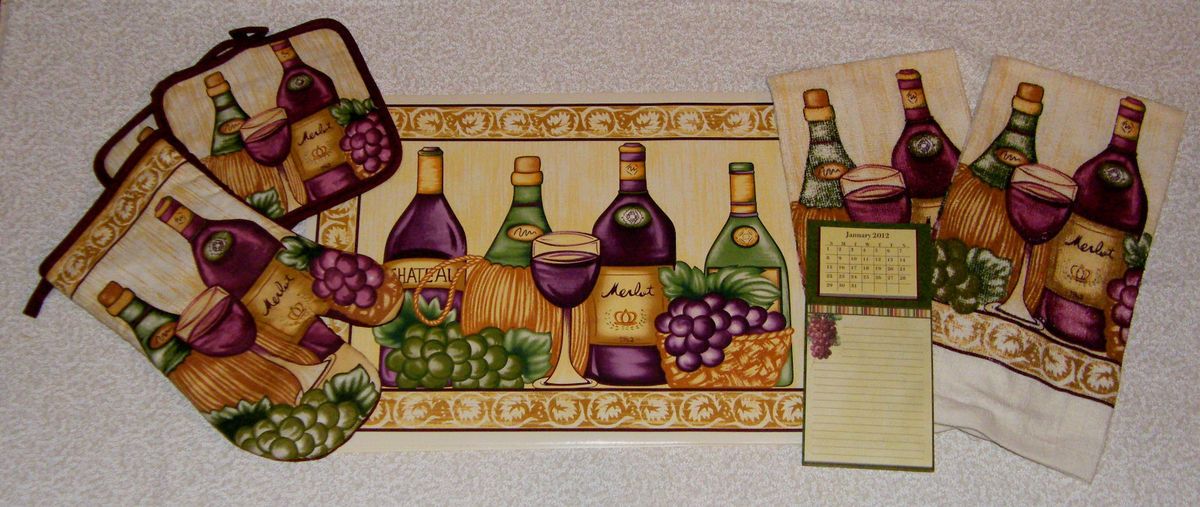 Grapes Merlot Wine Bottles Vineyard Towels Calendar Pot Holders Mitt 