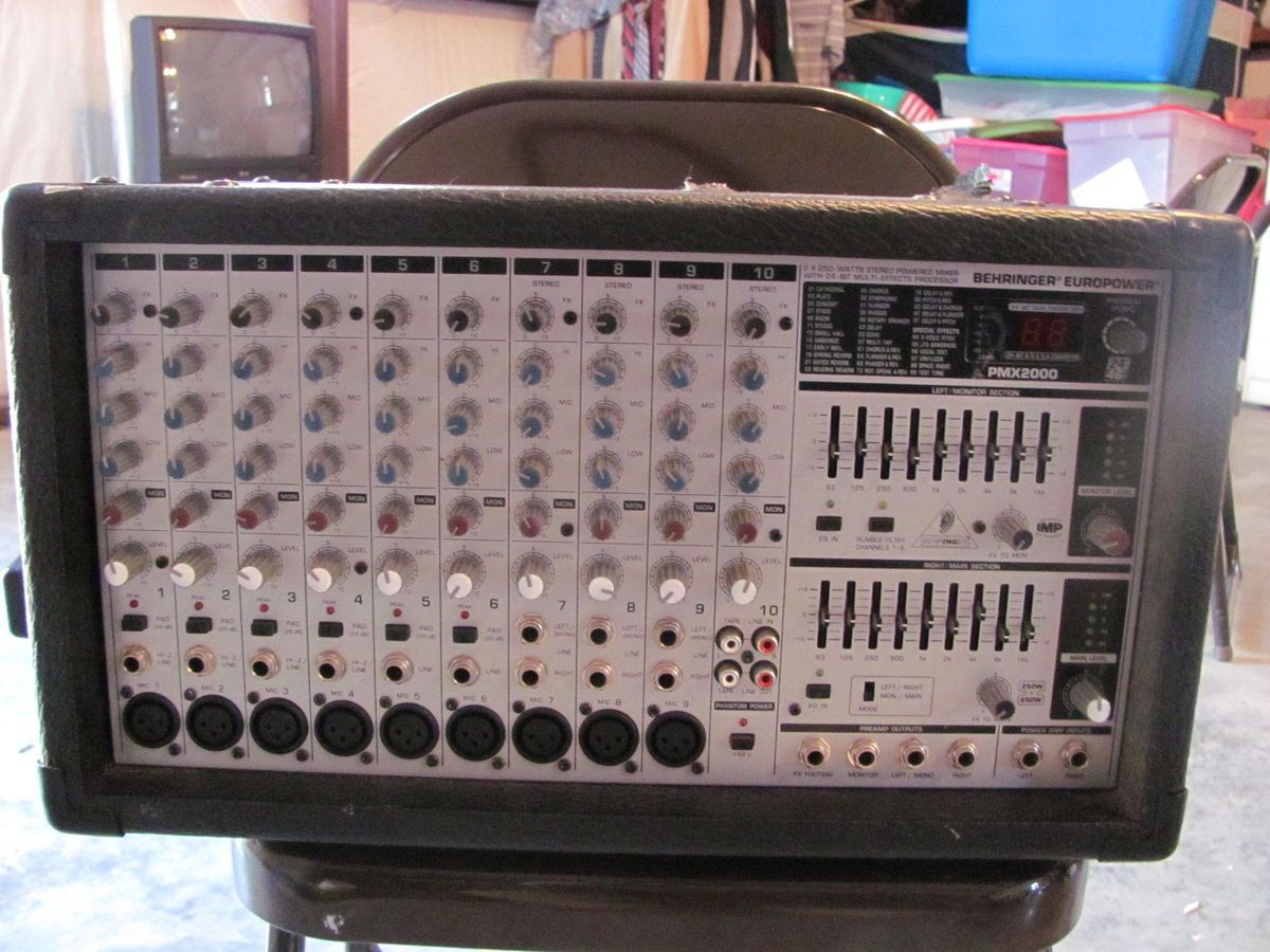 Behringer EUROPOWER PMX 2000 Powered Mixer