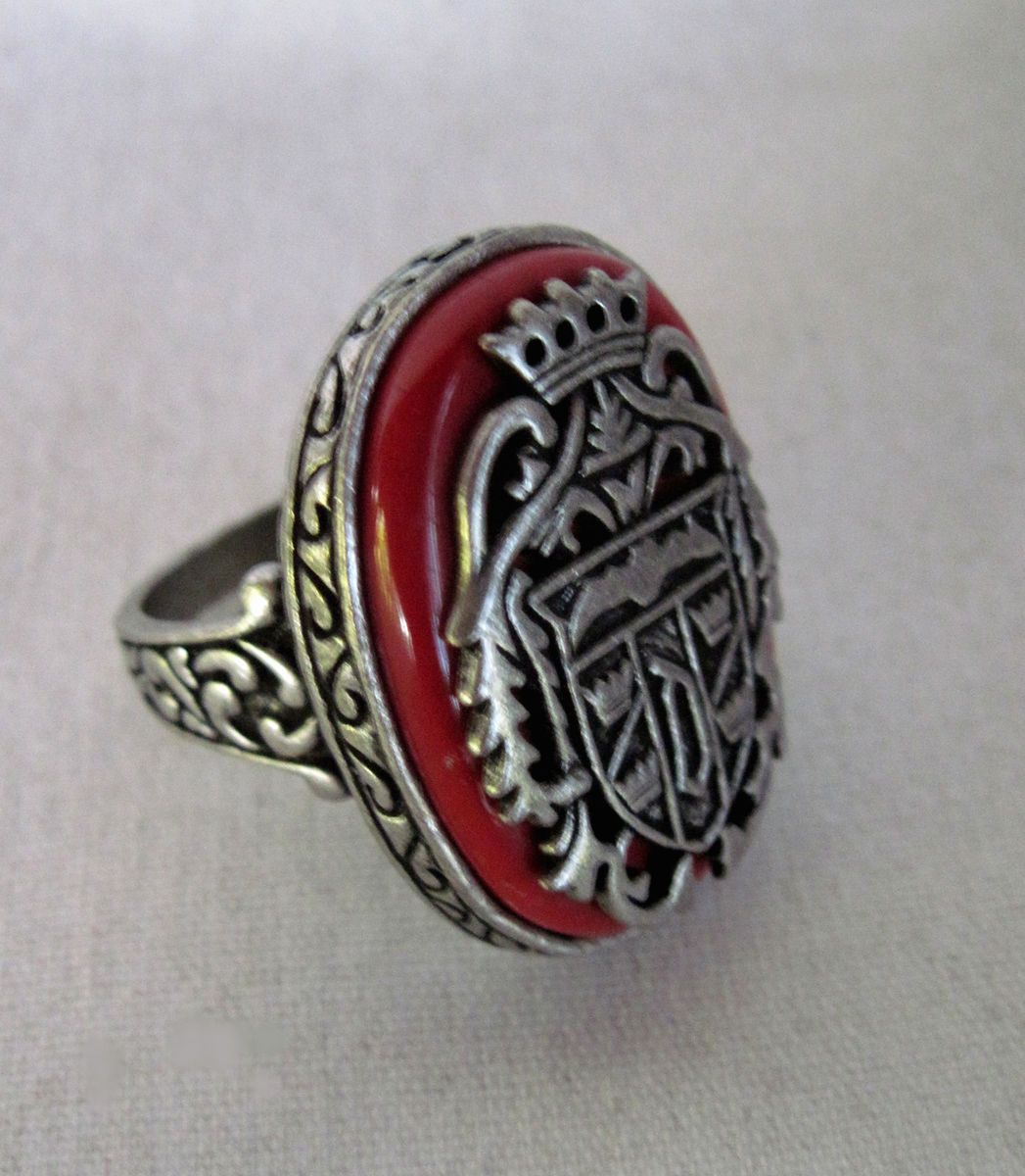 Bela Lugosi DRACULA Crest Ring Cast Horror Movie Prop Replica NEW in 