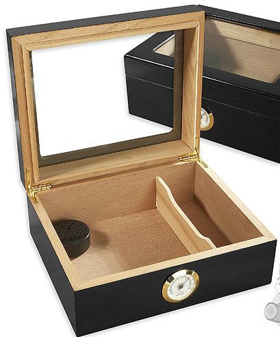 Black Onyx Glasstop humidor 50 Cigar Capacity Spanish Cedar Lined