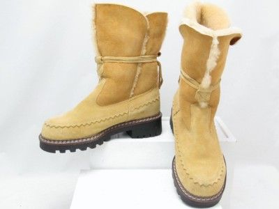 Blondo Genuine Thick Shearling Honey Suede Winter Boots Made in Canada 