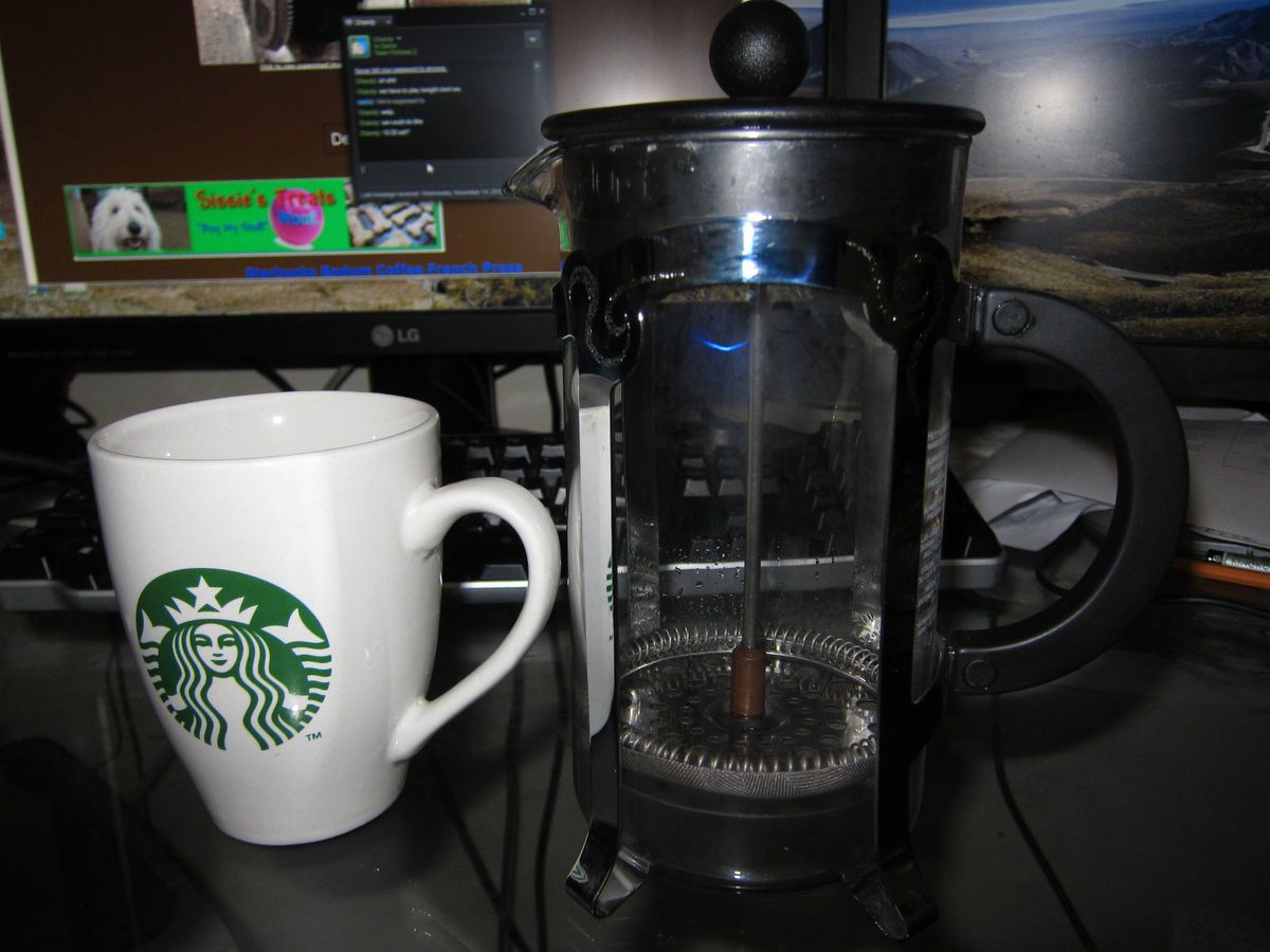 Bodum Starbucks French Press with BONUS Starbucks mug great 