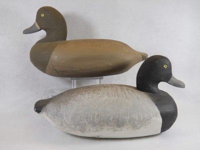   Bill Broad Bill Scaup Decoy Pair by Thomas Braham Oak Ridge La