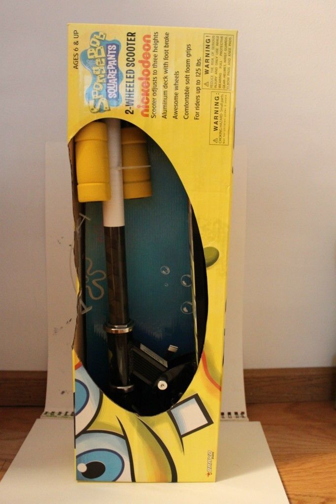 BRAVO SPORTS Sponge Bob 2 wheeled Scooter   NEW IN BOX