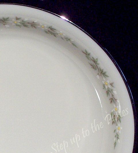 Lenox China Brookdale Fruit Berry Dessert Sauce Bowl s 1st Quality 