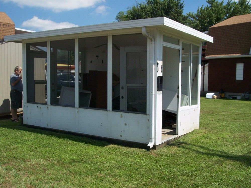 Sunroom Portable Office Smoke Breakroom Trailer Display