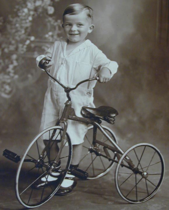 Photo Edwin Broadwater w New Tricycle 20s 30s Parkersburg, WV