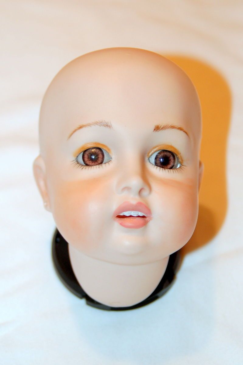 BEAUTIFUL BRU PORCELAIN HEAD GREAT CONDITION