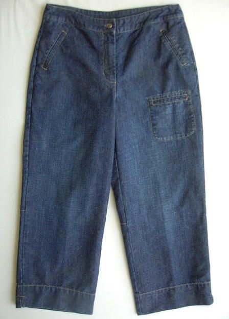 Chicos Womens Denim Capri Crop Pants Jeans 0 5 Sz 6