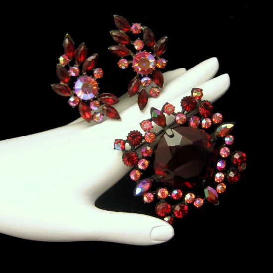 Claudette RARE Vintage Brooch Pin Earrings Japanned Red Rhinestones