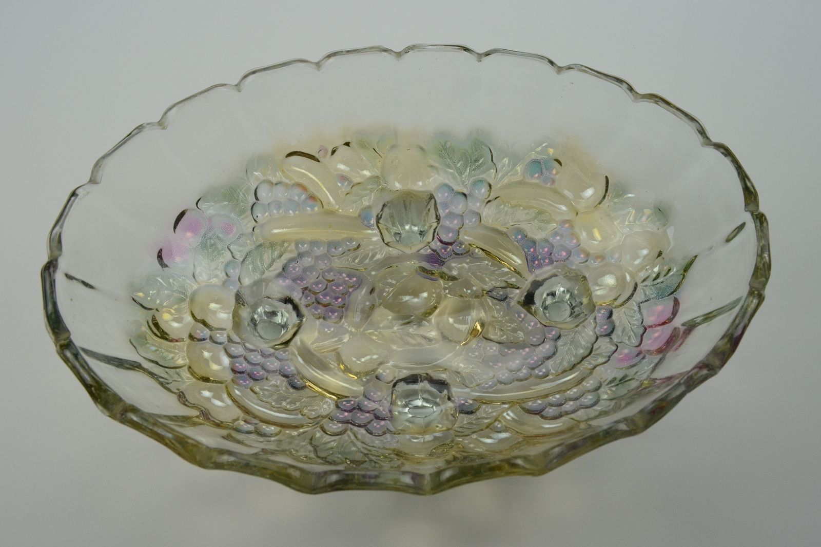 Indiana Glass Clear Footed Fruit Bowl Decorative Collectible Vintage