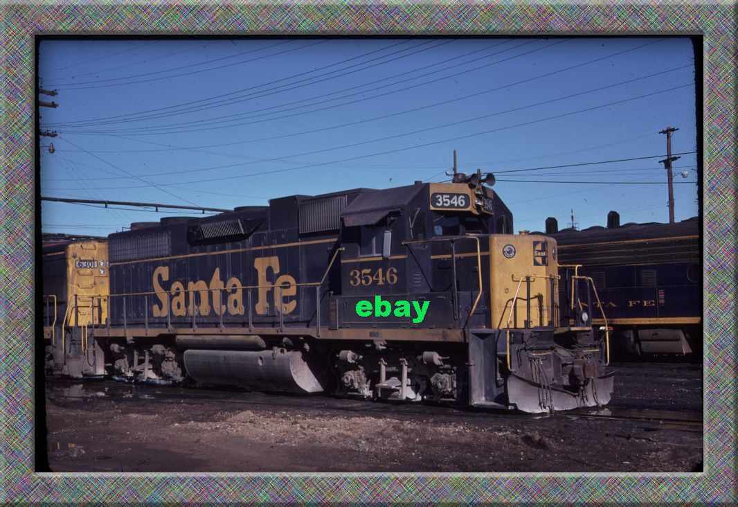  Slide   SANTA FE ATSF 3546 GP38   OLD BLUE PT   CLEBURNE   JAN 1975