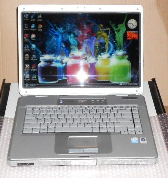 Compaq Presario C500 Laptop Notebook Core Duo