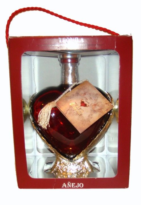 Corazon de Amores Tequila Anejo Handmade Unique Collector Edition