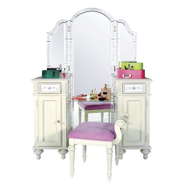 Disney Hannah Montana Vanity Dresser with Mirror