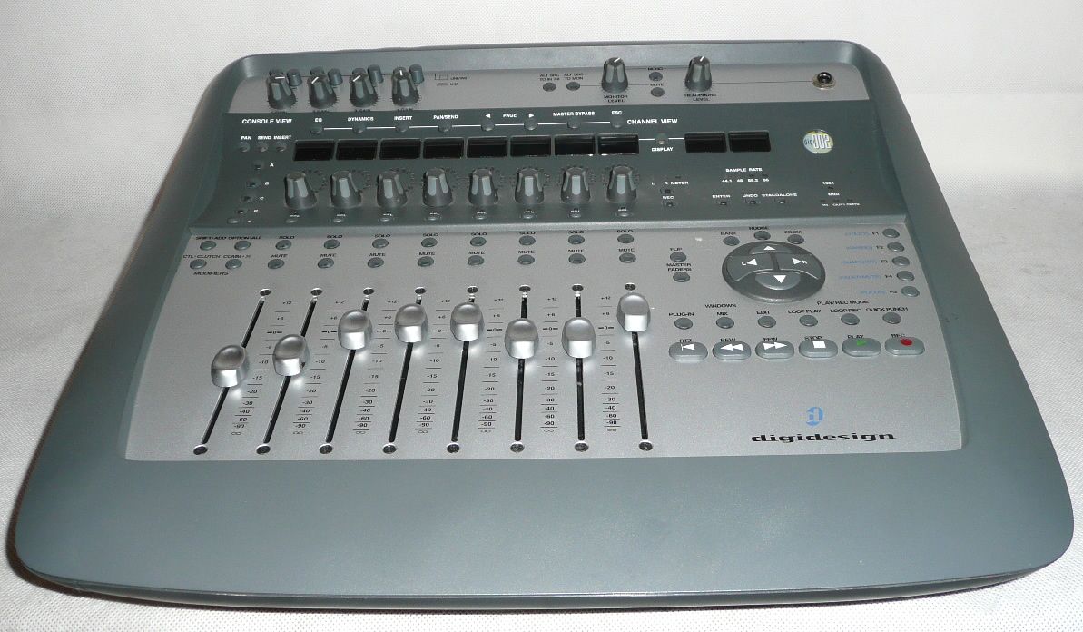 Digidesign Digi 002 Mixer Console Digidesign 002