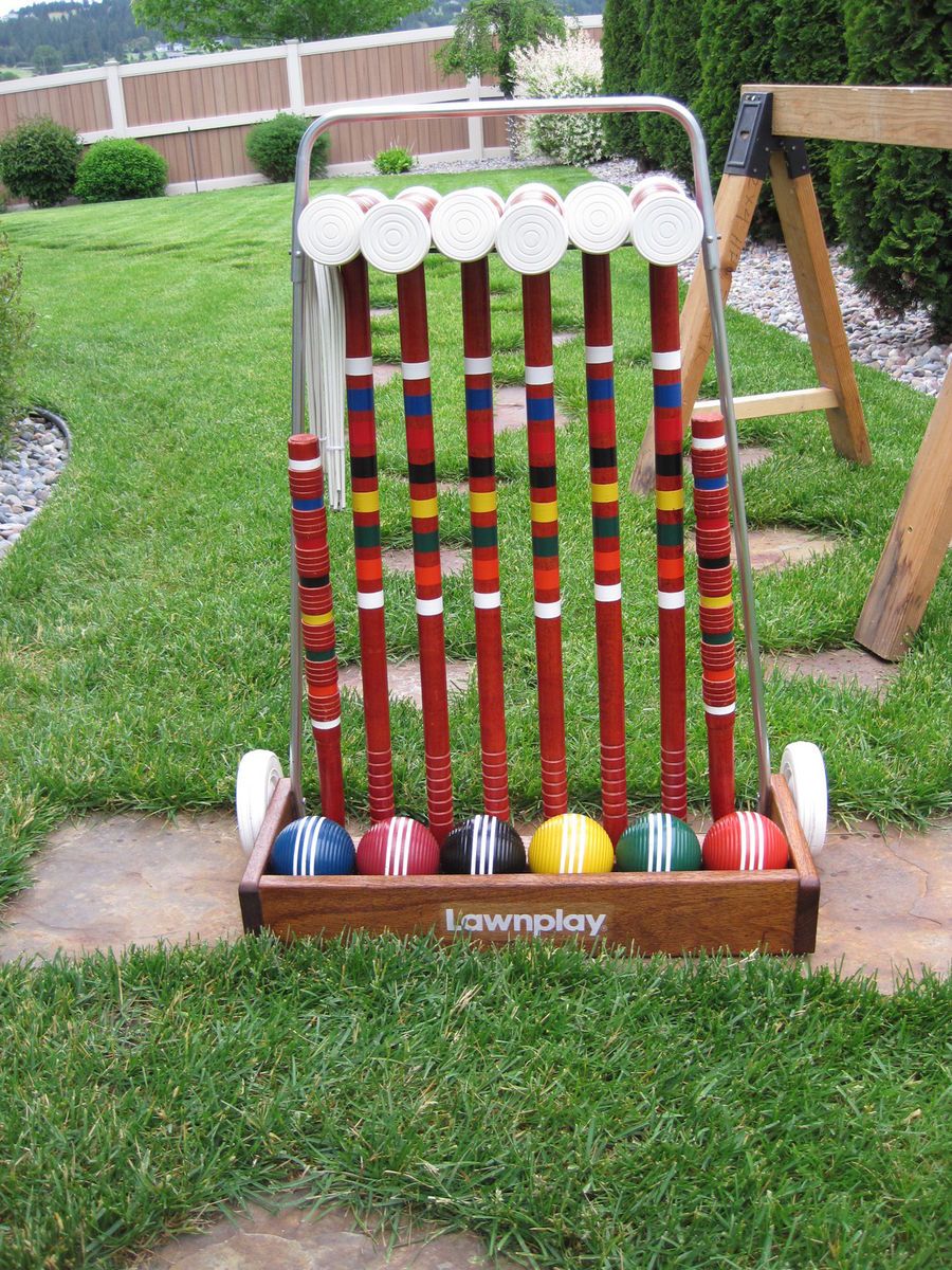  Lawnplay Vintage Croquet Set