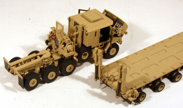  HET M1070 Tractor M1000 Trailer M1 Abrams Tank Load US Army (Tan) 1/50