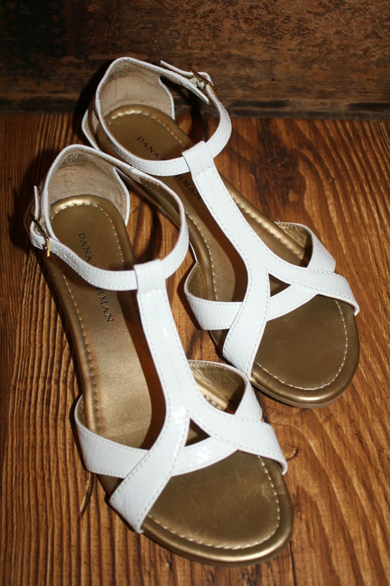 Dana Buchman White flats gladiator heel sandals mock reptile size 7 M