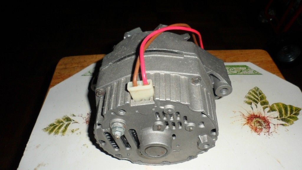 DELCO REMY ALTERNATOR in Alternators/Generators & Parts