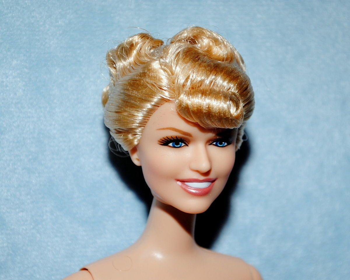 STUNNING Classy Repro NUDE Doris Day Pillow Talk Blonde Beauty BARBIE