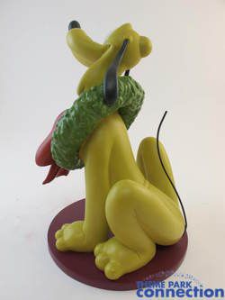 Disney Pluto with Wreath Christmas Holiday Big Fig Garden Statue