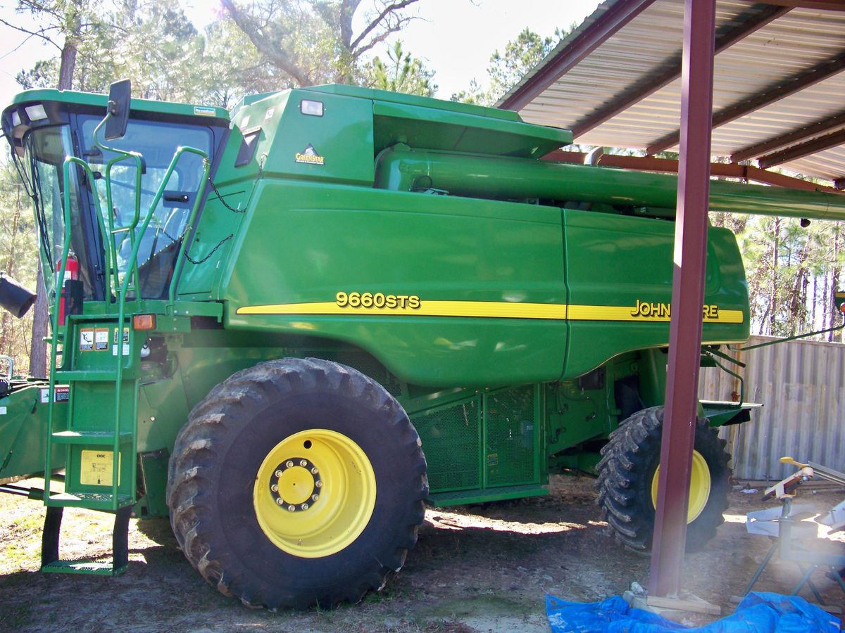  2004 John Deere 9660 STS Combine