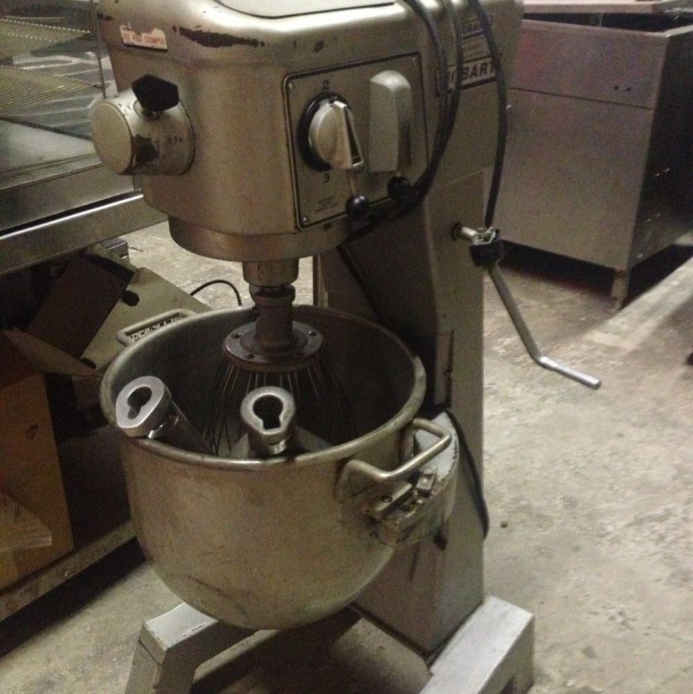 Hobart 30qt D300 Dough Mixer with Attachments Bowl Beater Whip Hook