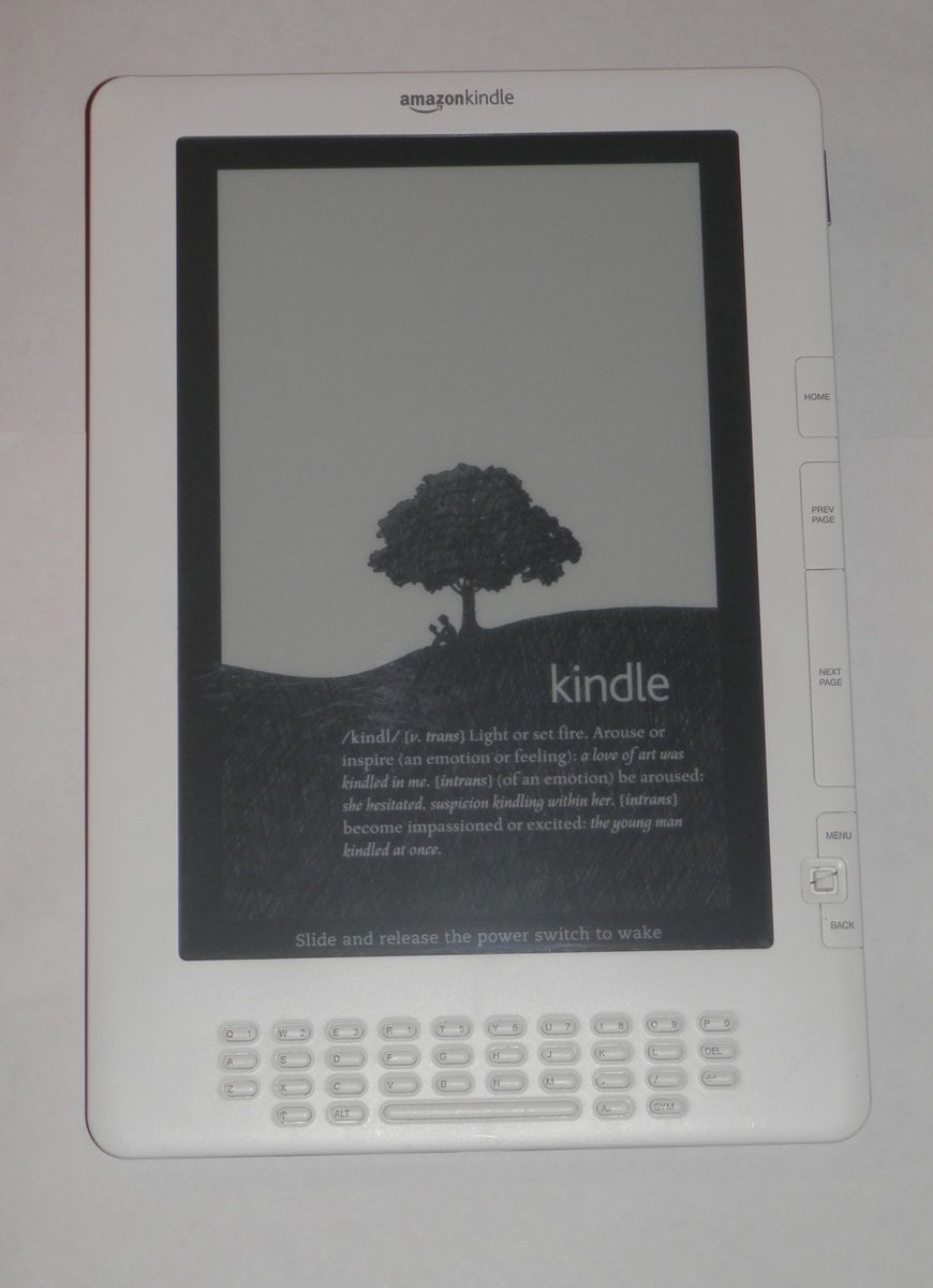  Kindle DX 4GB 3G 9 7in White eReader Model D00611