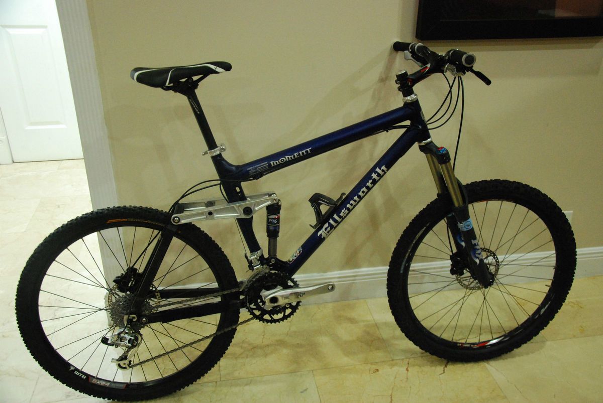 Ellsworth Moment Large Mountain Bike